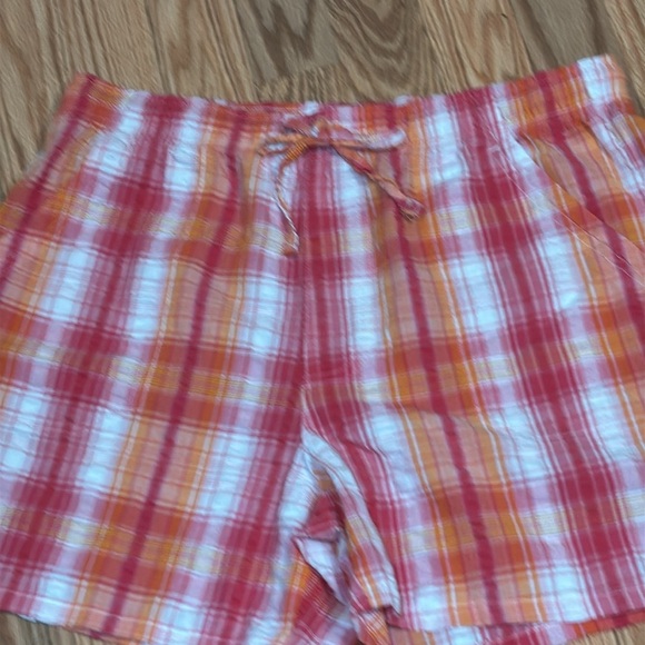 Y2K, 2010s Orange and Pink plaid Shorts, Medium - Picture 2 of 7